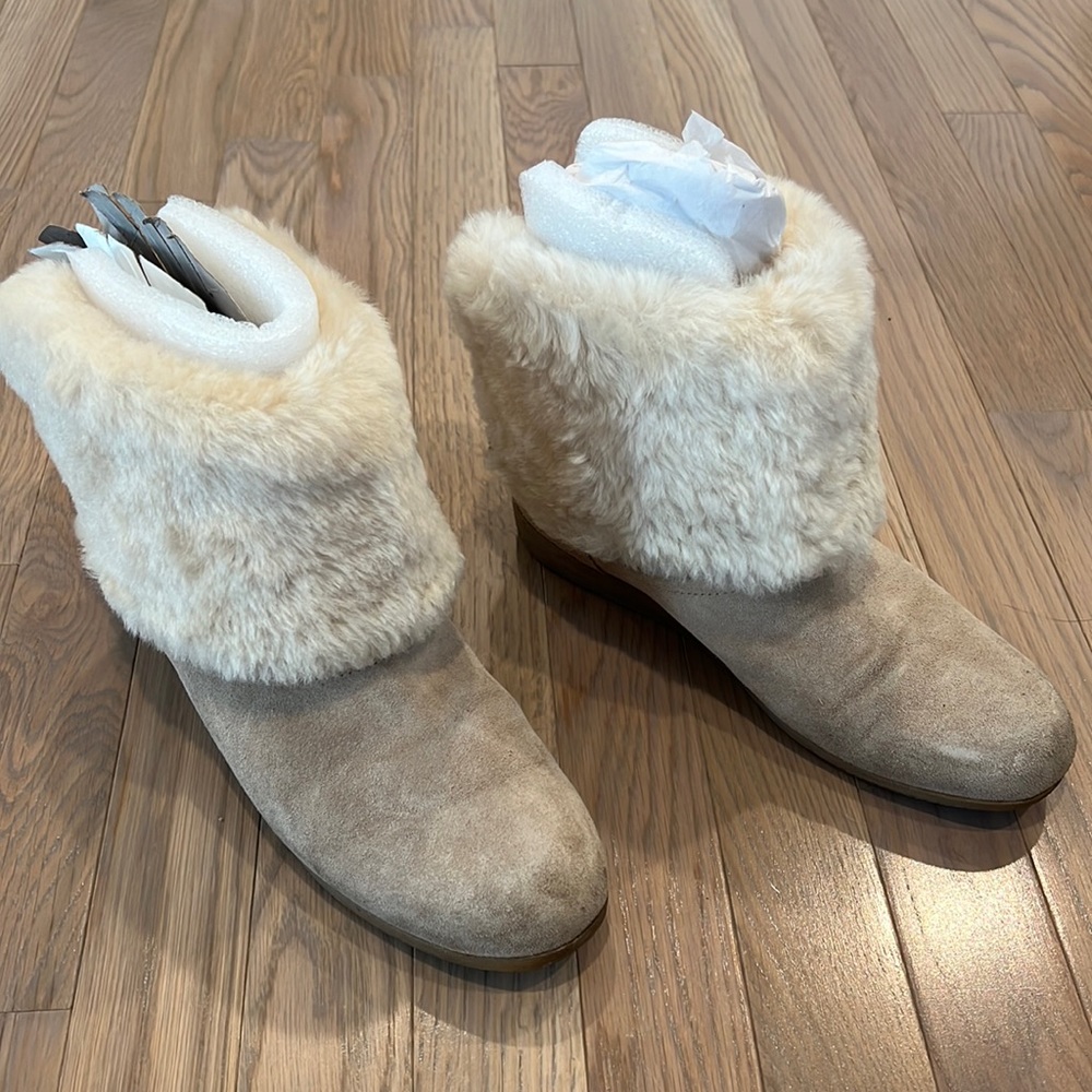 Adjustable Michael Kors Fur Boots